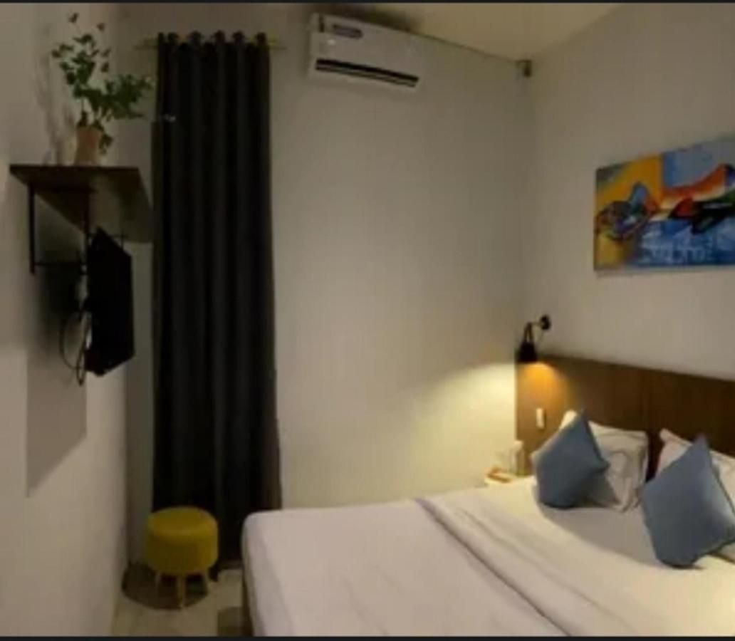 Vosstel Guest House Medan Eksteriør billede