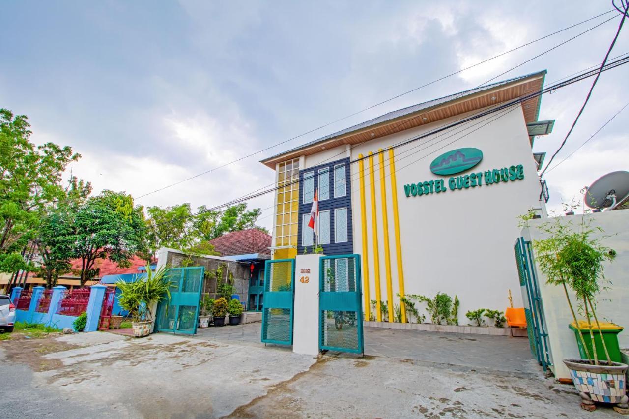 Vosstel Guest House Medan Eksteriør billede